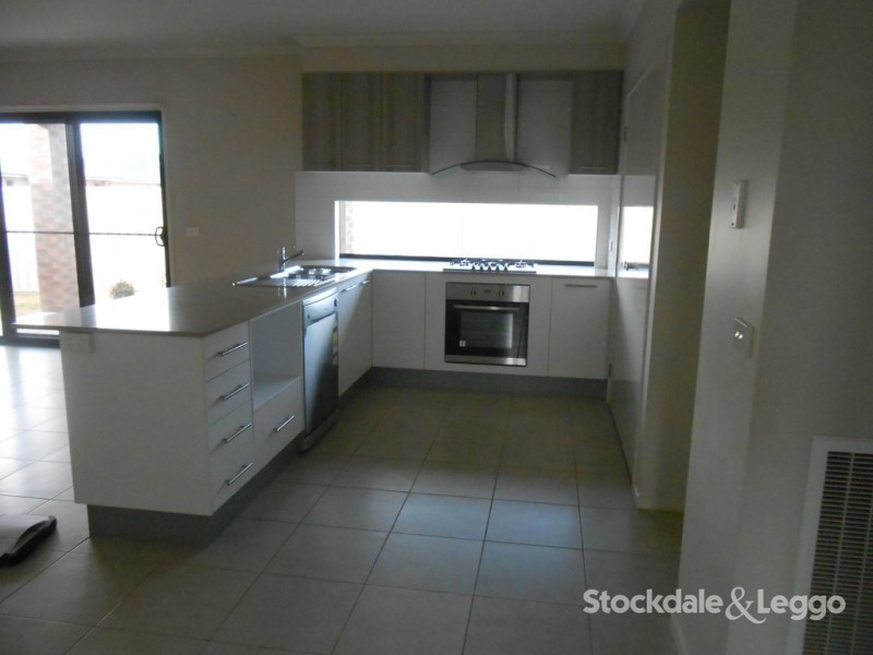 1 Hummingbird Place, Shepparton VIC 3630