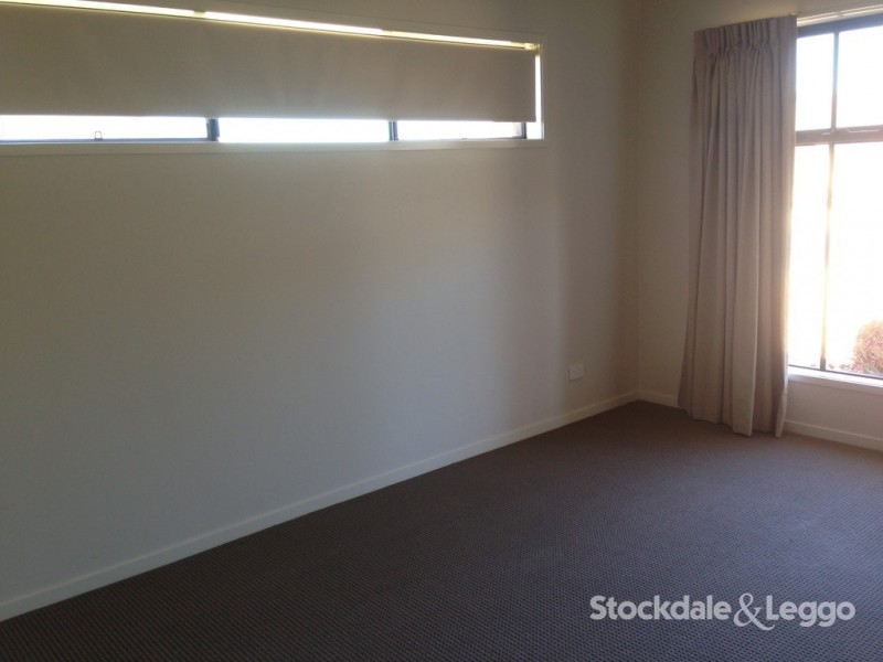 1 Hummingbird Place, Shepparton VIC 3630
