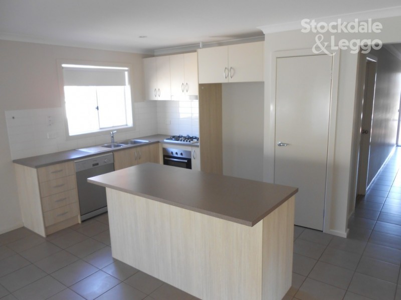 2 Tathra Nook, Shepparton VIC 3630