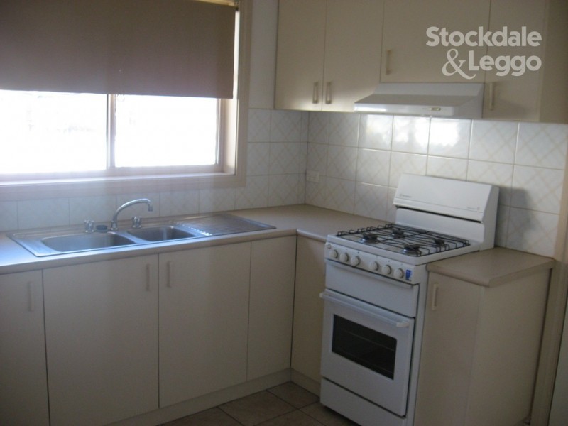 2 / 15 McKean Street, Mooroopna VIC 3629