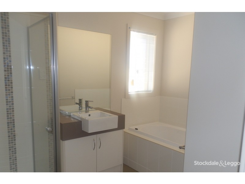 18 Noosa Crt, Shepparton VIC 3630