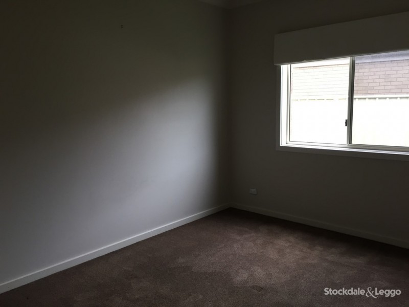 4 Rocklands Cres, Kialla VIC 3631