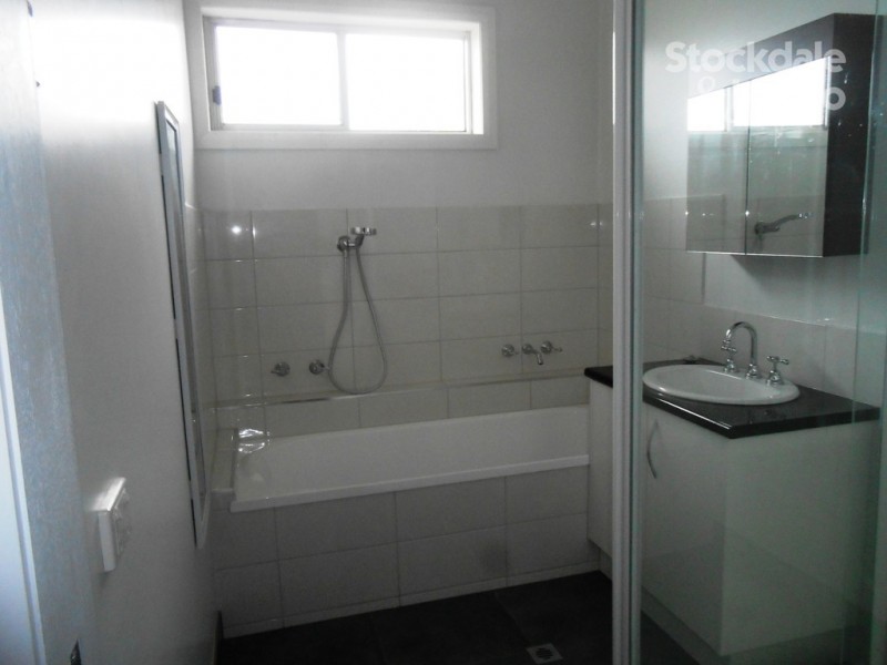 9 Pearce St, Shepparton VIC 3630