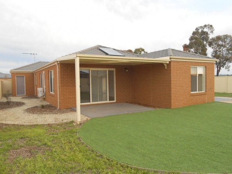 15 Westminster Avenue, Shepparton VIC 3630