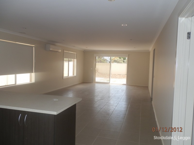 6 Noosa Crt, Shepparton VIC 3630