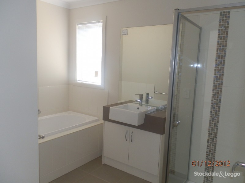 6 Noosa Crt, Shepparton VIC 3630