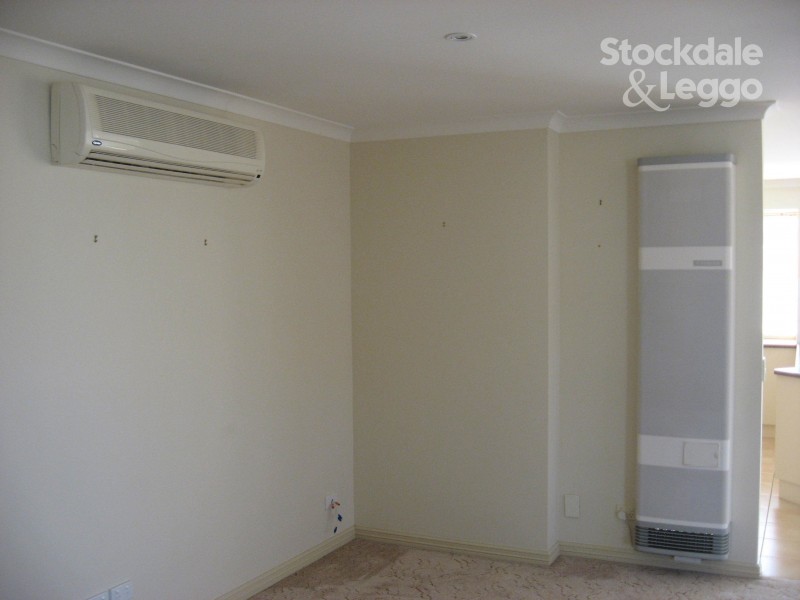 2 / 14 Barker Avenue, Shepparton VIC 3630