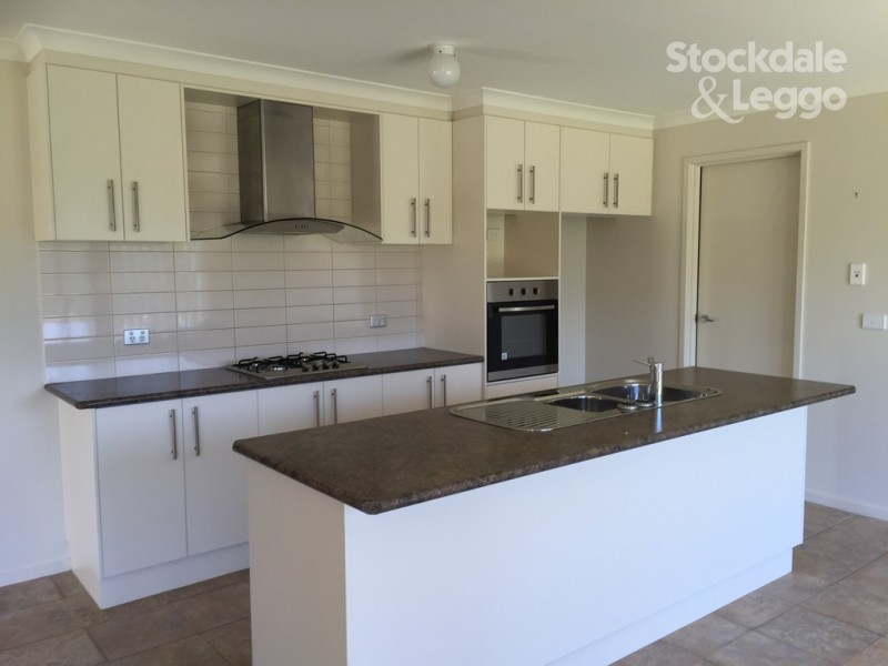 2 Sandhill Street, Shepparton North VIC 3631