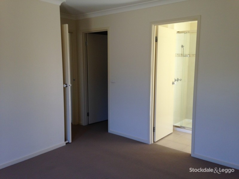 27 Melrose Circuit, Shepparton VIC 3630