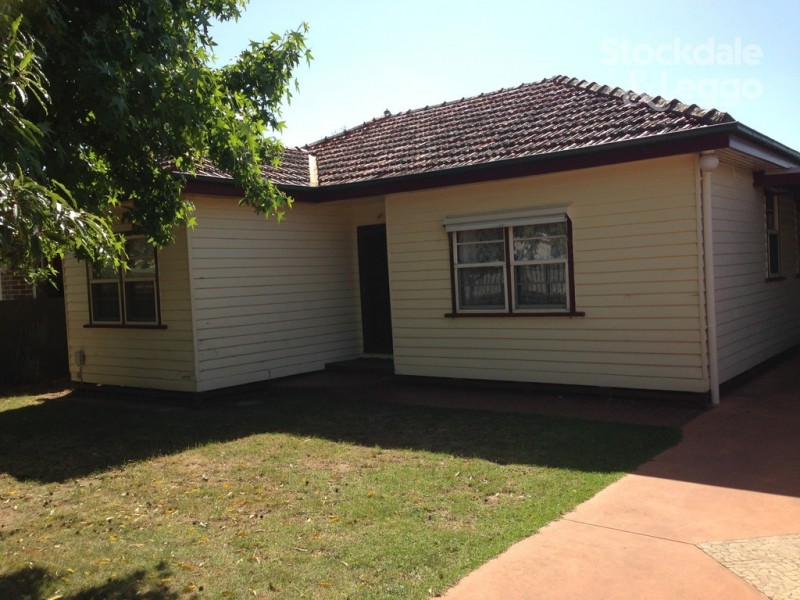 27 Dunrobin Street, Shepparton VIC 3630