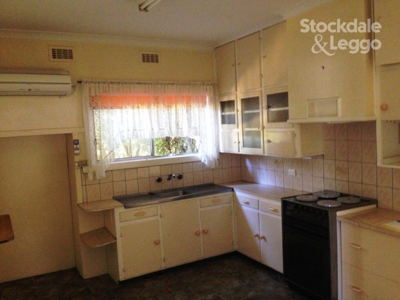 27 Dunrobin Street, Shepparton VIC 3630