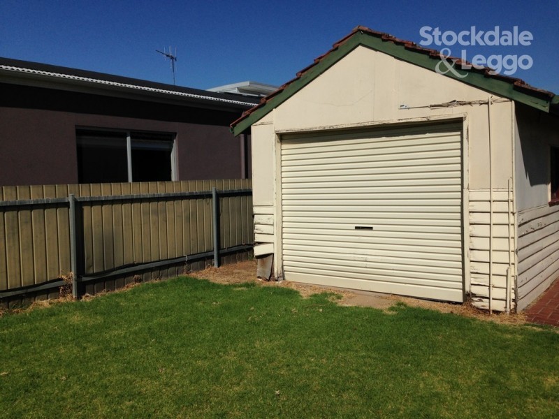 27 Dunrobin Street, Shepparton VIC 3630