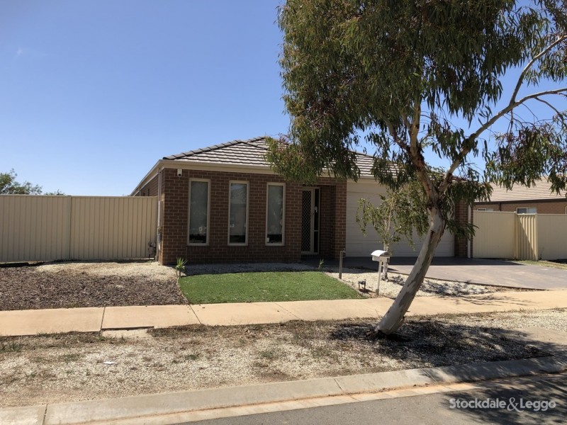 19 Westminster Avenue, Shepparton VIC 3630