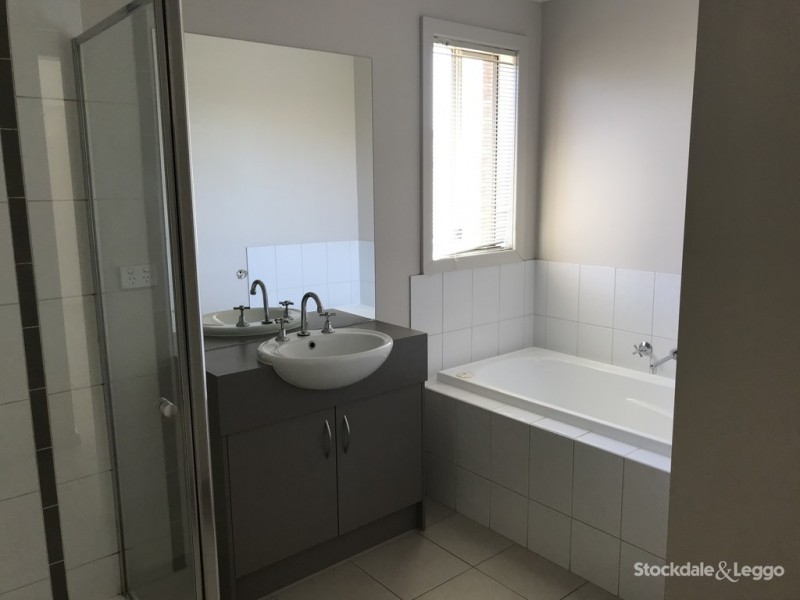 19 Westminster Avenue, Shepparton VIC 3630