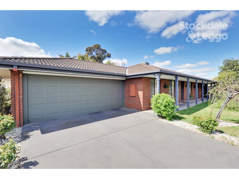 17 Gordon Drive, Kialla VIC 3631