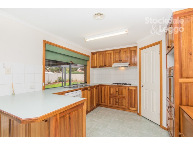 17 Gordon Drive, Kialla VIC 3631