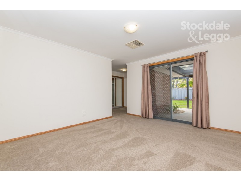 17 Gordon Drive, Kialla VIC 3631