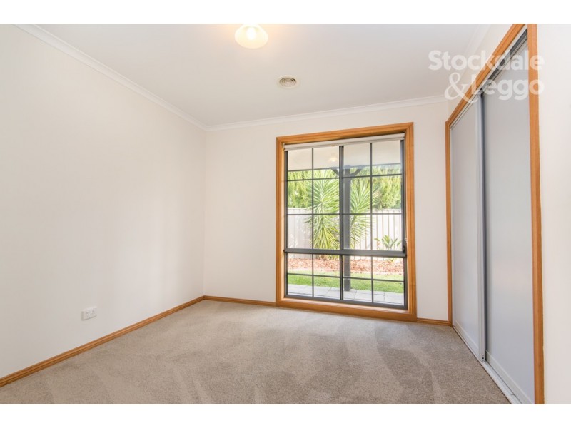 17 Gordon Drive, Kialla VIC 3631