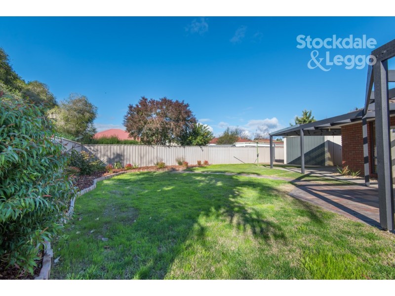 17 Gordon Drive, Kialla VIC 3631
