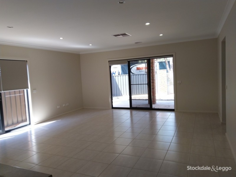 13 Lake View Place, Mooroopna VIC 3629