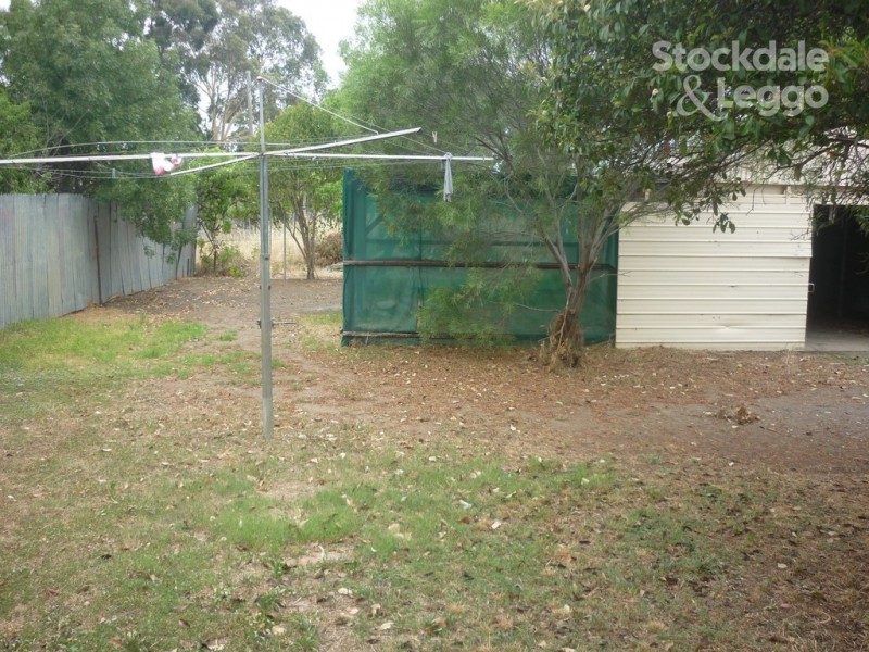 8 Somer Avenue, Shepparton VIC 3630