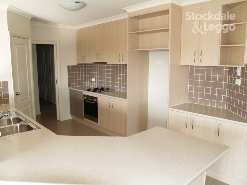 207 Waranga Drive, Kialla VIC 3631