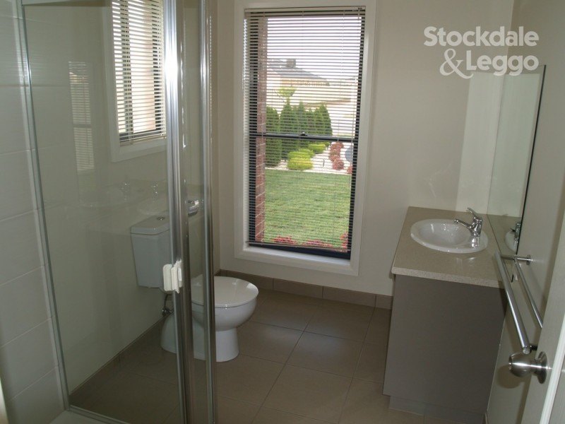 207 Waranga Drive, Kialla VIC 3631