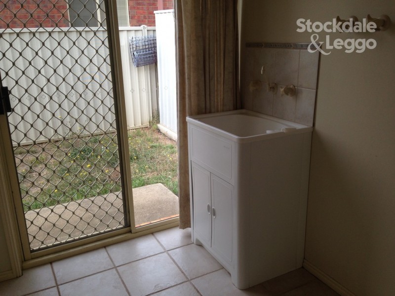 6 Dowson Place, Mooroopna VIC 3629