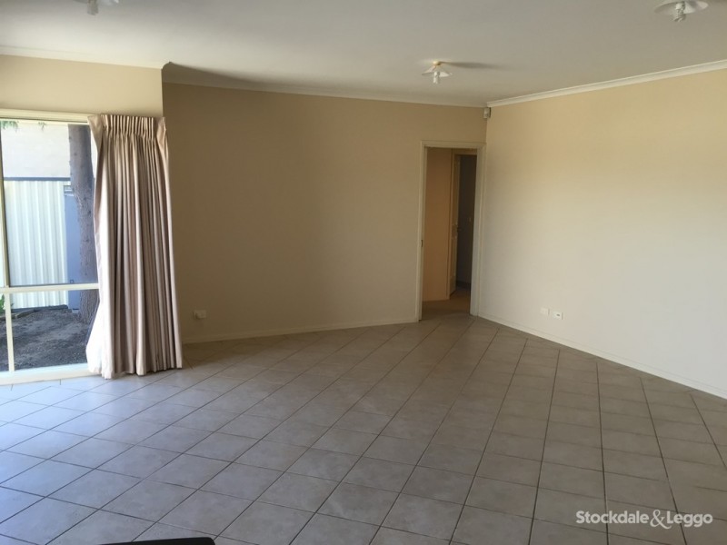 3 / 2-4 Ross Alan Drive, Shepparton VIC 3630