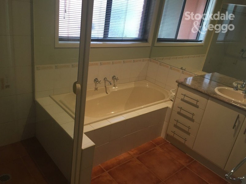 2 Brewster Court, Kialla VIC 3631