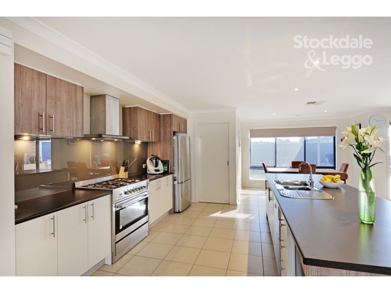 25 Settlers Drive, Kialla VIC 3631