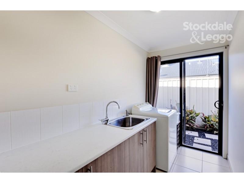 25 Settlers Drive, Kialla VIC 3631