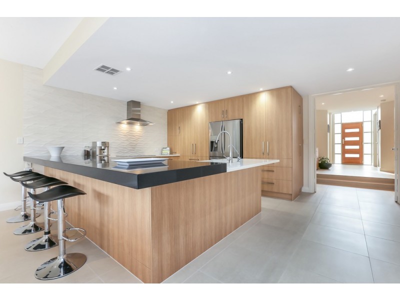 15 Mercurio Drive, Flinders Park SA 5025