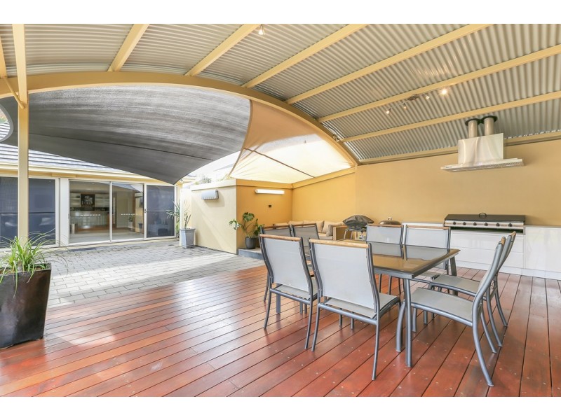 15 Mercurio Drive, Flinders Park SA 5025