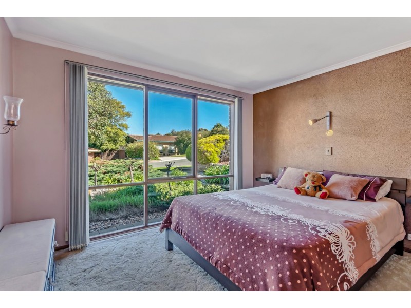 27 Plover Avenue, Modbury Heights SA 5092