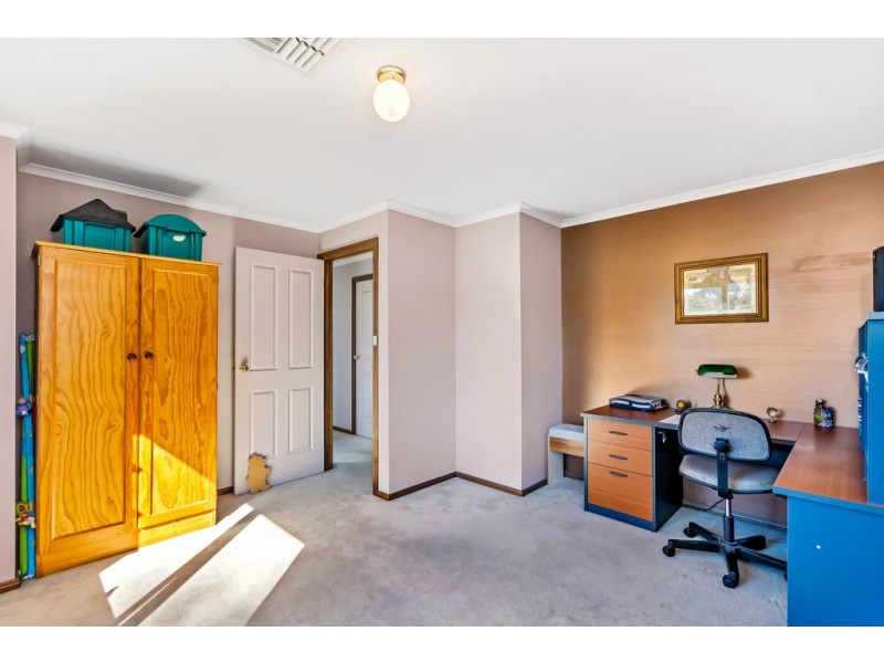 27 Plover Avenue, Modbury Heights SA 5092