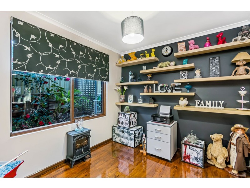 27 Plover Avenue, Modbury Heights SA 5092