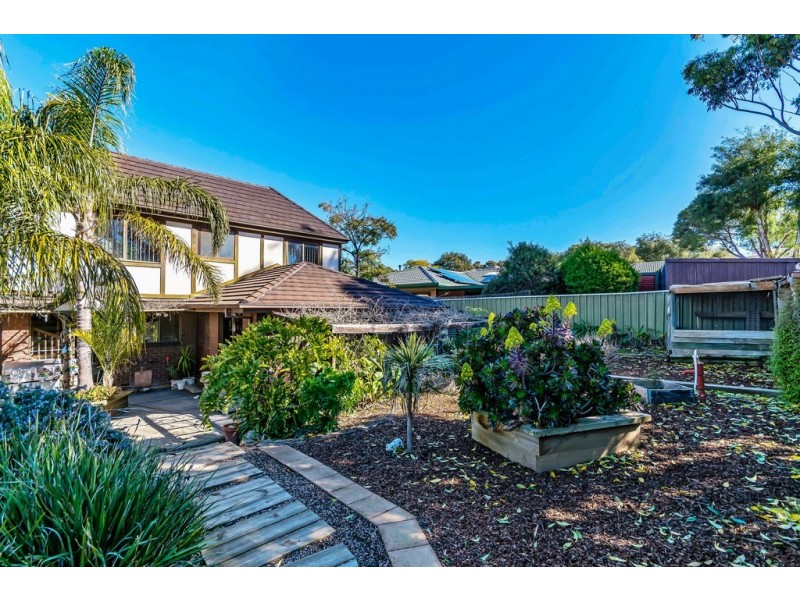 27 Plover Avenue, Modbury Heights SA 5092