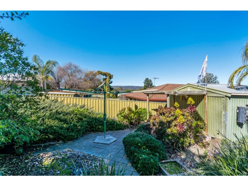 27 Plover Avenue, Modbury Heights SA 5092