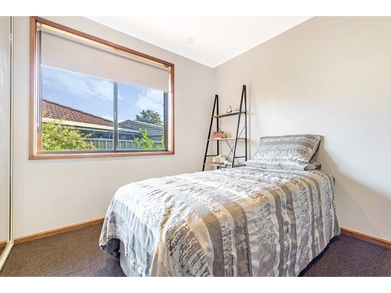 13 Chalani Crescent, Hallett Cove SA 5158