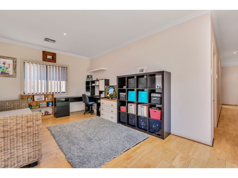 22 Bolingbroke Avenue, Fulham Gardens SA 5024