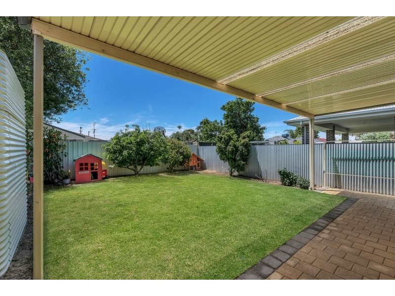 22 Bolingbroke Avenue, Fulham Gardens SA 5024