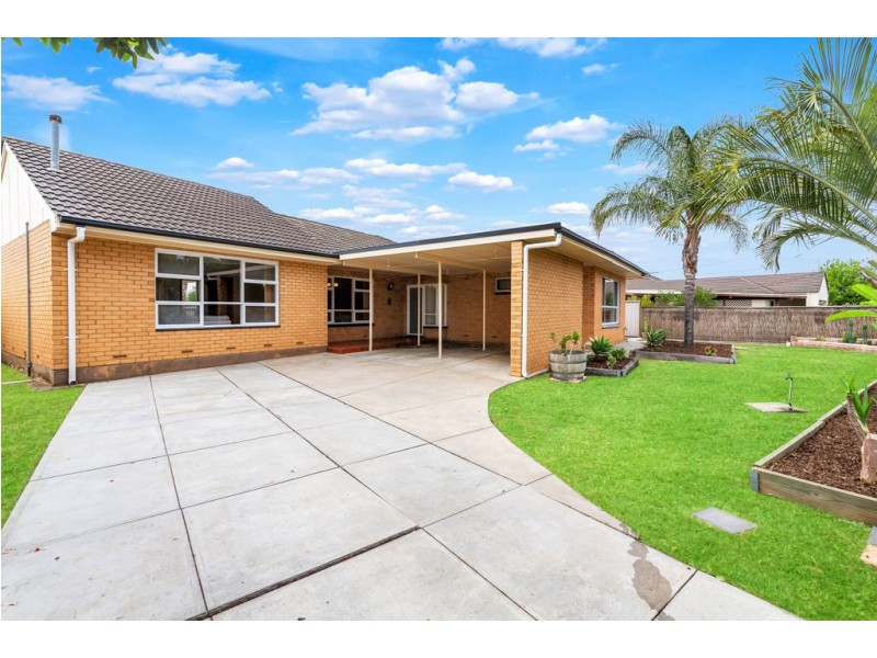 14 Derby Street, Grange SA 5022