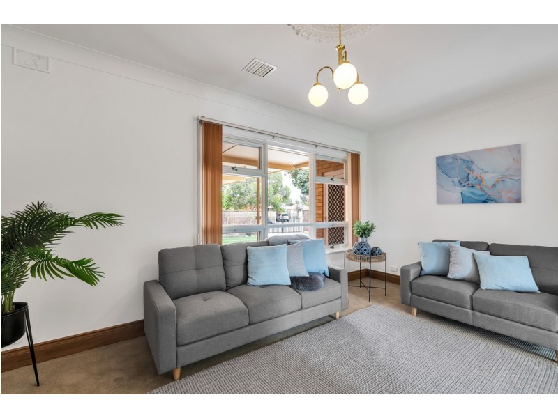 14 Derby Street, Grange SA 5022