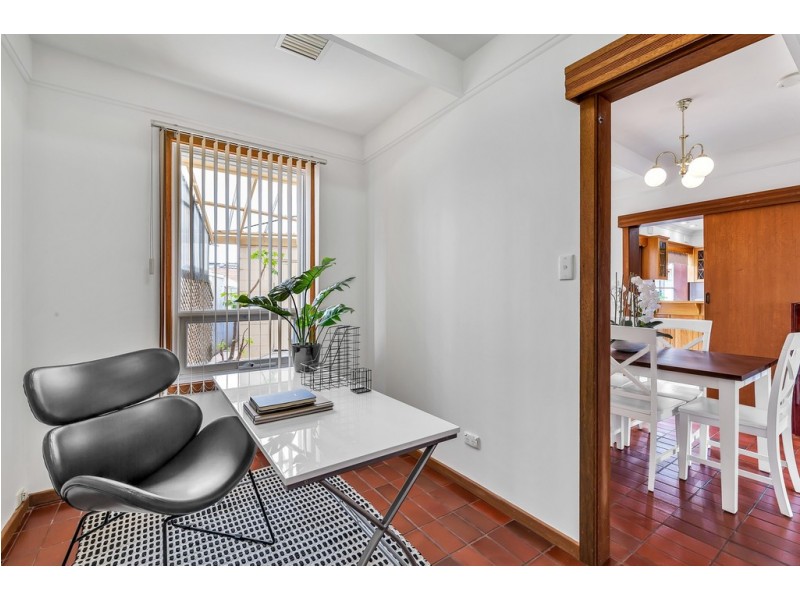 14 Derby Street, Grange SA 5022