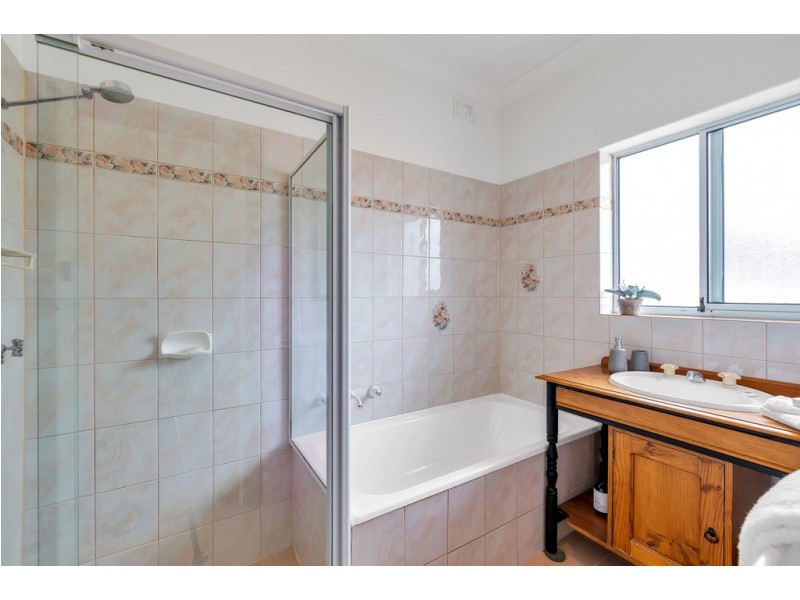 14 Derby Street, Grange SA 5022