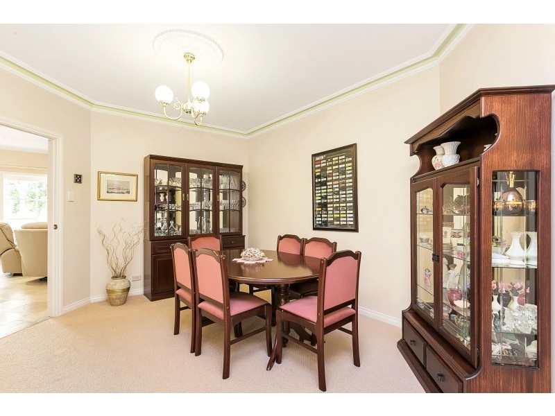 4 Almond Grove, Magill SA 5072