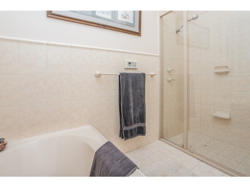 4 Almond Grove, Magill SA 5072