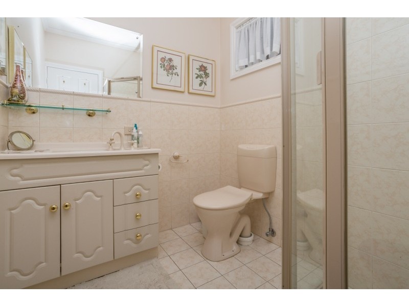 4 Almond Grove, Magill SA 5072