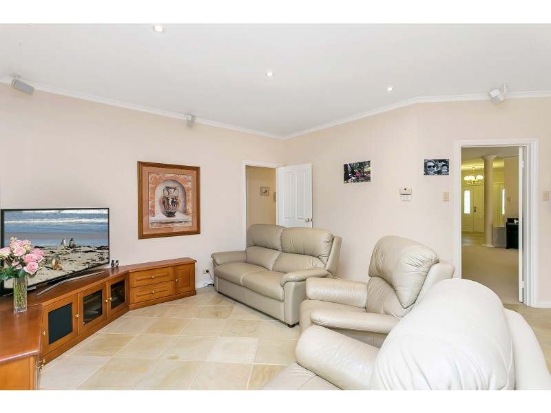 4 Almond Grove, Magill SA 5072